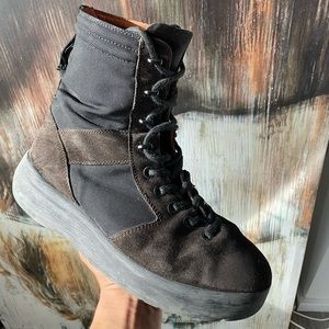 Yeezy Season 3 Boots Onyx Shade.